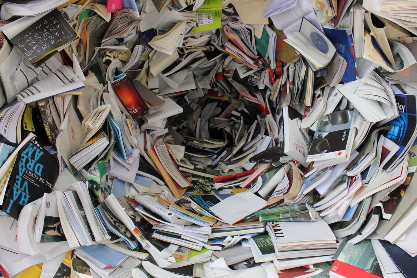 document binder clip macro דפי מסמכים וספר כתובות מקרוב